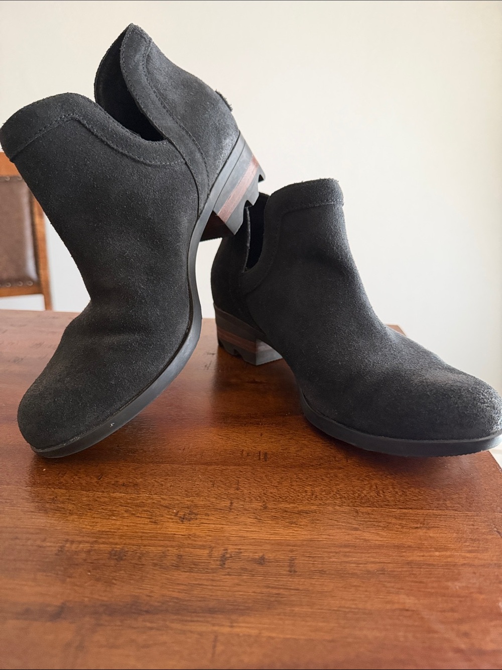 Women's Sorel Black Suede Ankle Boots - Sleek Everyday Style